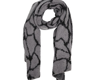 Bufanda Pashmina Savanna Beige Y Negro Con Estampado Animal Print KAST PE