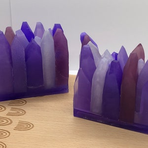 Each crystal is hand carved giving each bar its own unique design - no two bars are alike!