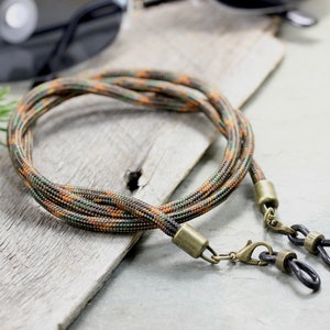 Vermont Maple Paracord Eyeglass Holder Chain, Rugged Camo sunglasses strap, Glasses Chains for Men, Made in USA, Eyewear Retainer cord