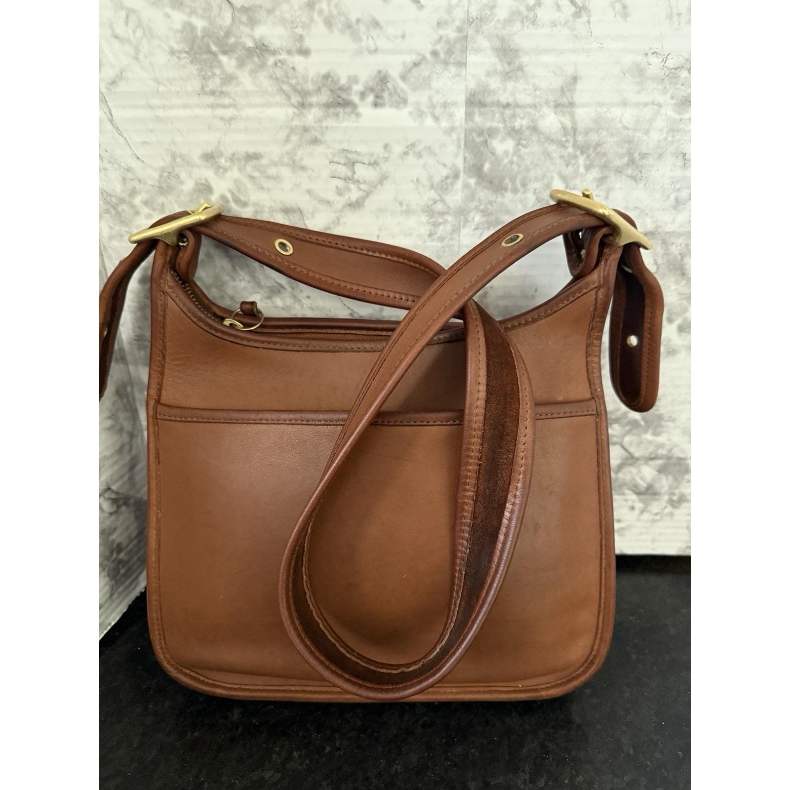 OLD COACH ショルダーバッグ　ブラウン　made in USA 90s NICE Coach 1990's Vintage Soho British Tan Leather Erickson