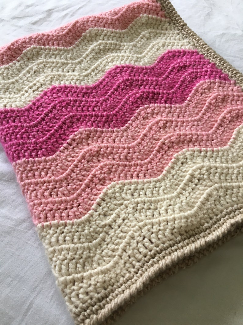 || Crochet Ombre Ripple Blanket. Pink Crochet Baby Blanket || Pink Chevron Baby Blanket || Pink Baby Blanket