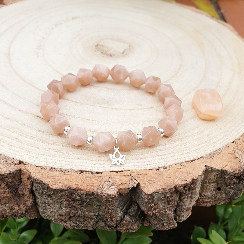 Peach Moonstone stretch gemstone bracelet mala bracelet sterling silver yoga bracelet 10mm star cut beads women/'s bracelet