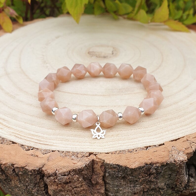 Peach Moonstone stretch gemstone bracelet mala bracelet sterling silver yoga bracelet 10mm star cut beads women/'s bracelet