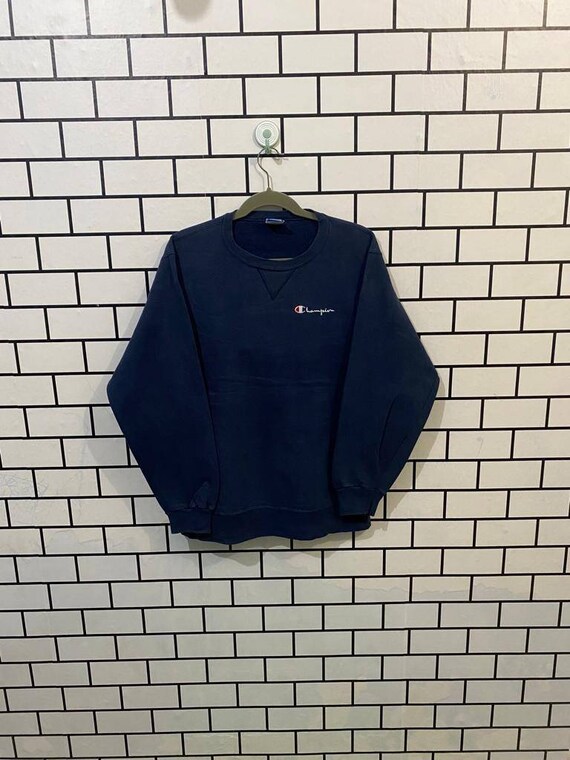Sale Champion Sweatshirt / Small 