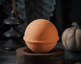 headless horseman round bath bomb - pumpkin spice  / horror & macabre / gothic goth gift halloween scary movie vegan cleansing horror /
