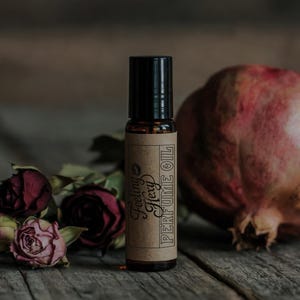 Perfume hexy feeling 10 ml / horror y macabro / gótico espeluznante halloween bruja aterrador misterioso extraño lujuria sexy sensual /