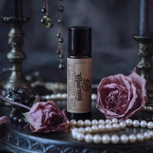 Perfume de mujer de luto, 10 ml, horror y macabro, gótico, espeluznante, Halloween, bruja, aterrador, misterioso, extraño, lujuria, familia Addams.