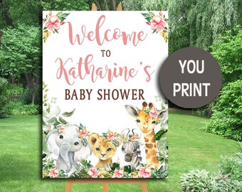Puede incluir: Bienvenido a la fiesta de bienvenida al bebé de Katharine con un diseño floral rosa y una ilustración de jirafa, león, elefante y cebra. Usted imprime.