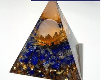 Lapis lazuli orgonite pyramid