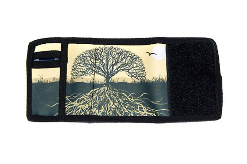 Roots Weekend Wallet Neoprene sleeve and wallet