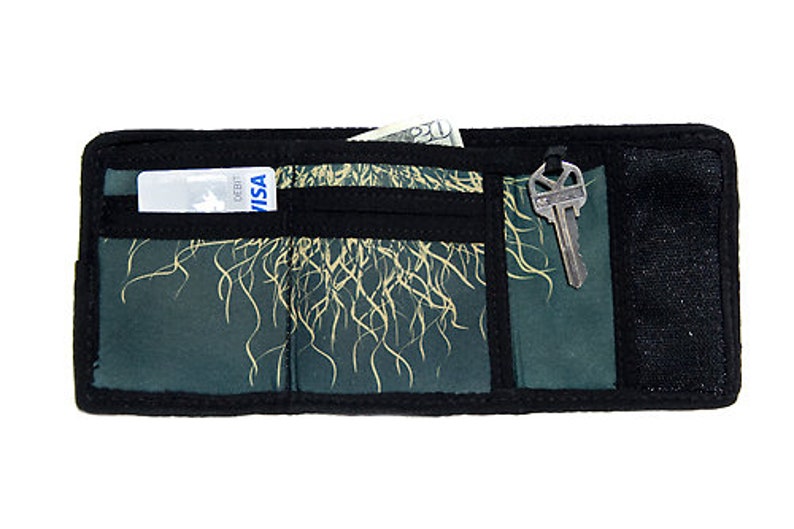 Roots Weekend Wallet Neoprene sleeve and wallet