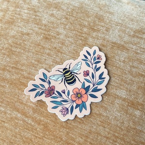 Sticker abeille et fleurs, Sticker rose pêche, Sticker vinyle bouteille d'eau, Sticker imperméable, Sticker pour ordinateur portable, Sticker amoureux de la nature, bourdon image 4