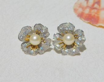 Pastel Cream Akoya Pearl Earrings | 5.6mm | Akoya Pearl | CZ Flower Earrings | White Gold Plated Over Silver | Four Petal Flower | Floral