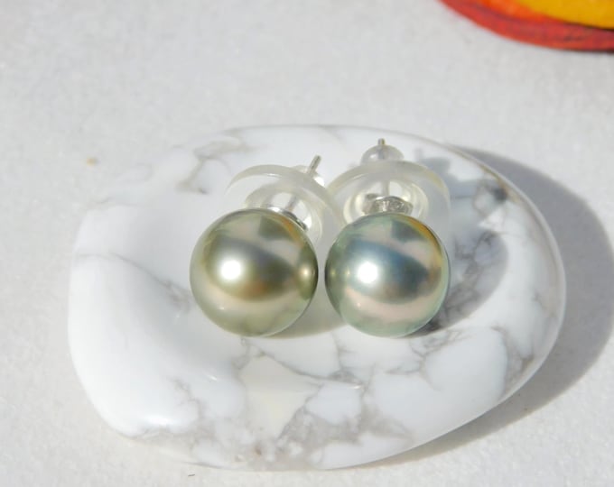 10.7mm Pastel Gray Green Tahitian Pearl Studs | AAA | Round | Solid 18K White Gold Studs | Saltwater Pearl Studs | Light Tone Tahitian
