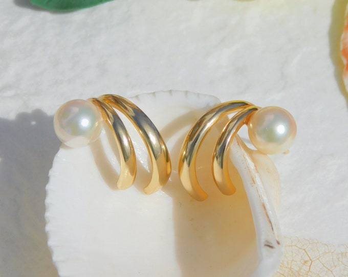 Vermeil Japanese Akoya Pearl Earrings | Cream Saltwter Pearls | AAA | 7.5mm | Double C | Hoops | Japanese Saltwater Pearls | Modern Design