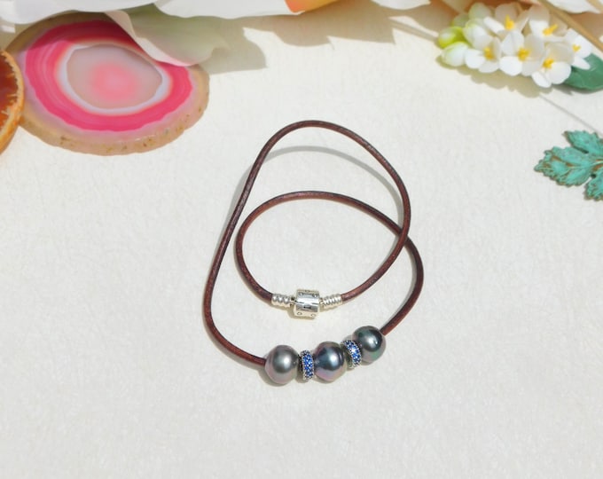 Leather and Tahitian Pearl Necklace | Three Tahitian Pearls | 12.6mm  | Pearl and Leather Choker | Black Pearl | Unisex | AAA | 17 Inches
