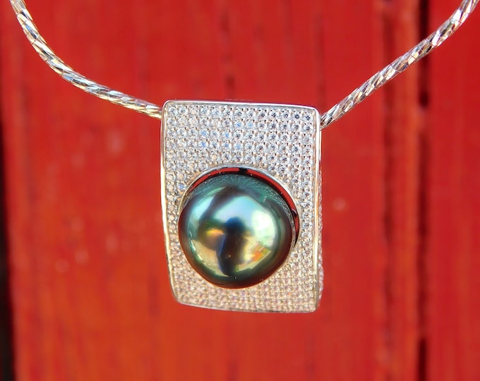 Tahitian Pearl Pendant Wire Necklace | Sterling Silver Wire Choker | AAA | Gem Green | Wavy Diamond Cut Necklace | Black Pearl l Sparkly CZ