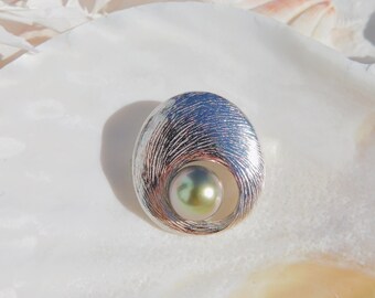 9.5mm Tahitian Pearl Brooch/Pendant | Textured Sterling Silver | Light Pistachio | AAA | Brooch Pin | Near Round | Saltwater Pearl | Rare