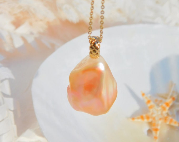 Bright Coral Baroque Pearl Pendant | Rare Color | 17mm *27mm | Solid 18K Yellow Gold Bail | Freshwater Pearl Pendant | Baroque Pearl