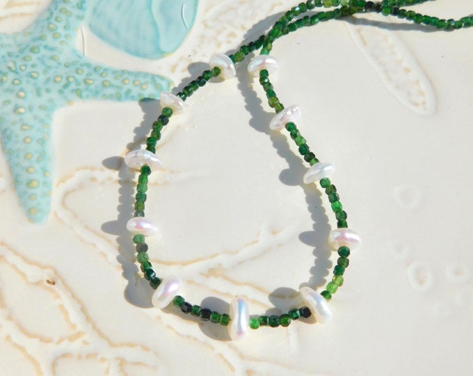 Deep Green Tourmaline with Freshwater Keshi Pearl Necklace | 15.75 Inches | Solid 18kt Yellow Gold | 2.5mm Cube | Gemstone and Pearls
