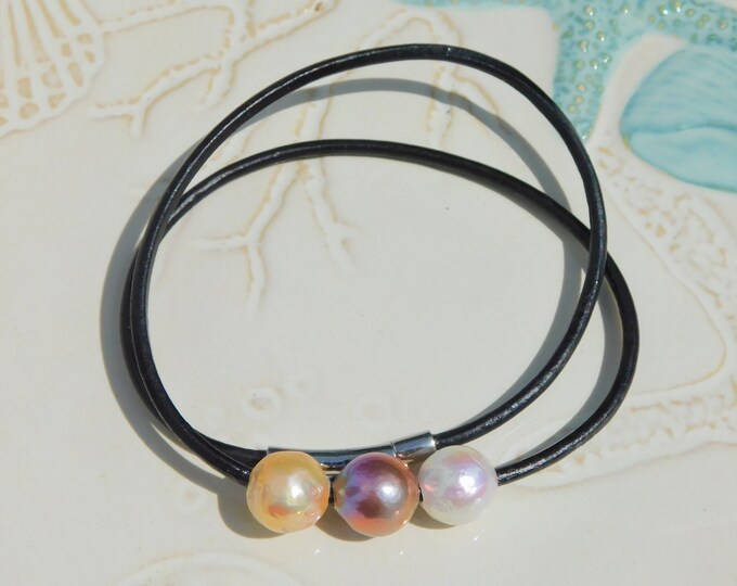 Three Kasumi-like Pearl and Leather Choker | AAA | Unisex | 19.25 Inches | Leather and Pearl Necklace | Freshwater Pearls