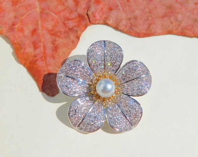 Cherry Blossom Pearl Brooch/Pendant | Pastel Blue Akoya Pearl | 6.1mm | AAA | Flower Brooch | Brooch Pin | Pearl Pin | Japanese Akoya