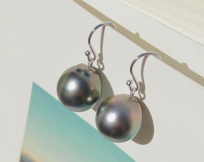 13.5mm Tahitian Pearl Earrings |  Solid 14kt White Gold | AAA | Saltwater Pearls | Au585 | Big Black Pearl Earrings | Green Black | Drop