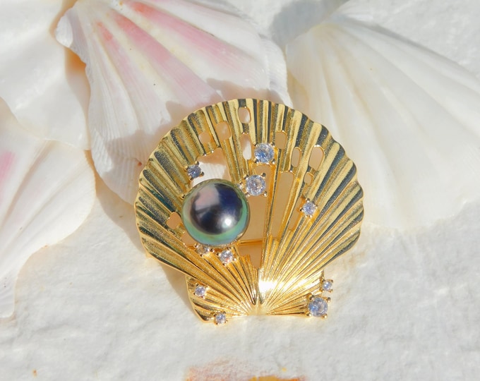 Vermeil Shell Tahitian Pearl Brooch | AAA | Deep Tone Peacock Green | 9.5mm | Gold over Sterling Silver | South Sea Pearl Brooch | Sea Shell