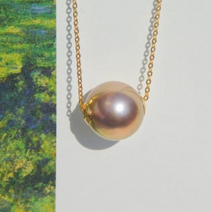 Floating Pearl Chain Necklace
