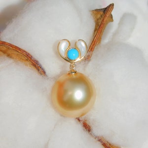 13mm Light Golden South Sea Pearl Pendant Solid 18K Gold Bail AAA Mother of Pearl and Turquoise Saltwater Pearl Pendant image 1