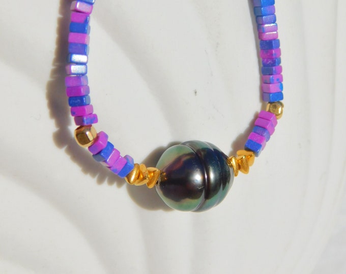 Sugilite with Tahitian Pearl Pendant Necklace | Shades of Purple/Blue | Square Chip Sugilite | Solid 18kt Gold | 10.3mm | 18.25 Inches