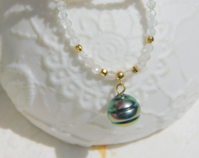 White Aquamarine with Circled Tahitian Pearl Necklace | 10.3mm | Solid 18kt/14kt Yellow Gold | Saltwater Pearl | AAA | Gemstone and Pearl