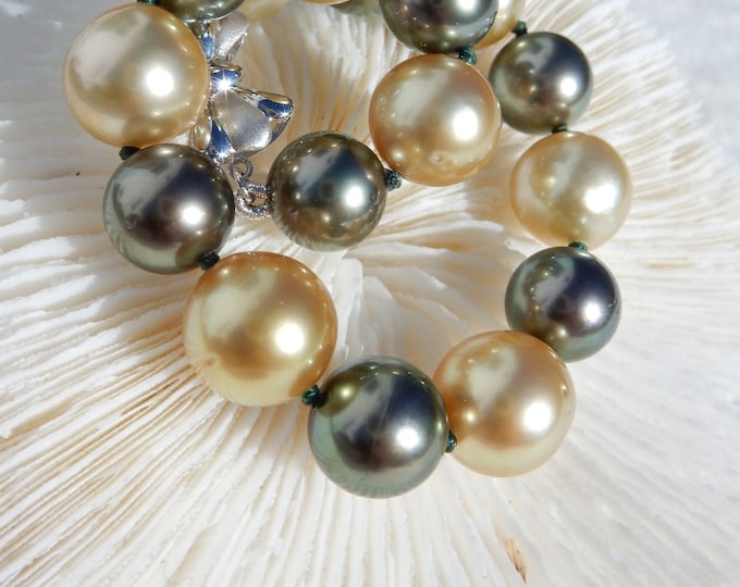 AAA Tahitian and South Sea Pearl Bracelet | Round | Apple Green vs. Champagne |  9-10.5mm | Solid 18K White gold Clasp | 6.5'' Wrist Size