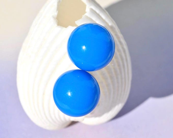 10.3mm Cobalt Blue Turquoise Studs: Solid 18K White Gold, Undyed, Round, Hubei Turquoise, Authentic Blue Turquoise, AAA+