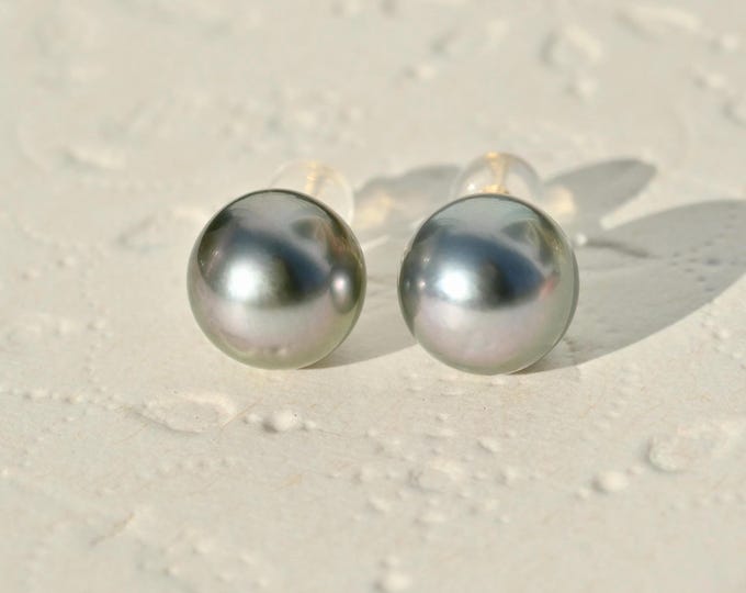 10mm Tahitian Pearl Studs: Solid 18K Gold, Medium Gray, AAA, Black Pearls