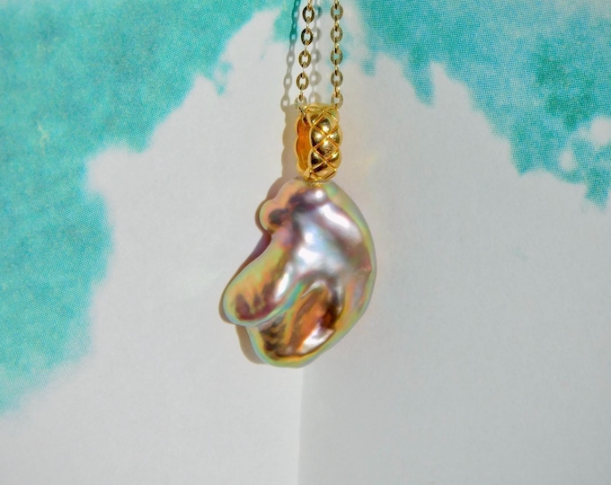 Super Metallic Keshi Pearl Pendant | Small Pearl Pendant | Mauve Gold Pistachio | 12mm*16mm | Solid 18K Gold Bail | Au750 | Keshi Pearl
