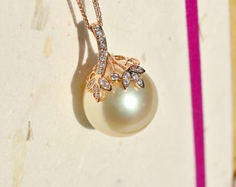 15.1mm Light Golden South Sea Pendant: Solid 18K Rose Gold, AAA, Saltwater Pearl