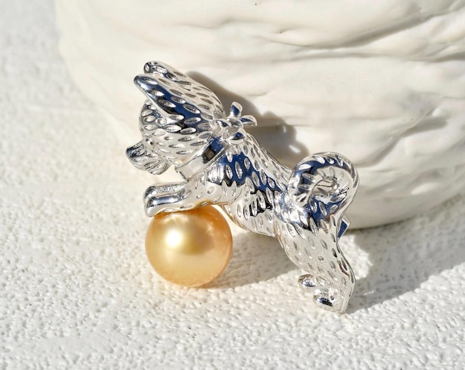Little Dog Golden South Sea Pearl Brooch: White Gold plated Sterling, S925, 9.9mm, AAA