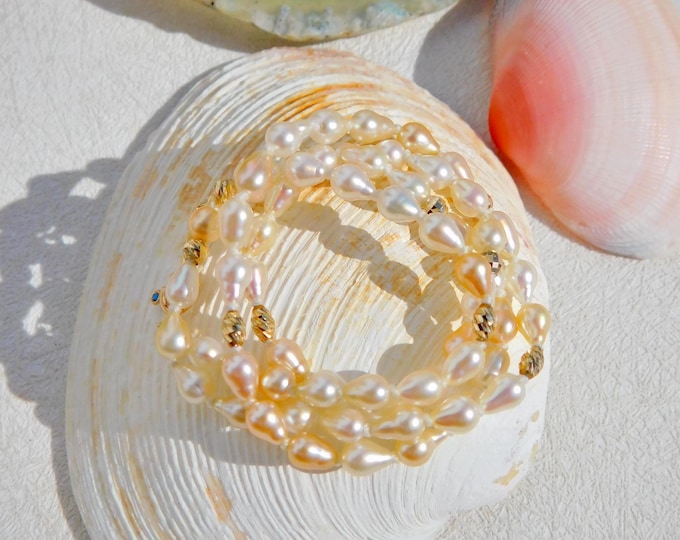 Petite Japanese Akoya Pearl Necklace | 4mm | Solid 18kt Gold | Saltwater Pearl | Pastel Cream | Light Golden | 16.75 Inches | AAA | Stacking