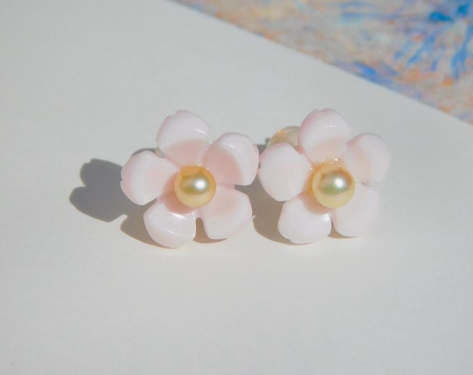 Cherry Blossom | Tiny Akoya Pearl with Queen Conch Shell Studs | 12mm Flower | 3.6mm Akoya Pearls | 18K Gold | Saltwater | Baby Pink | Cream