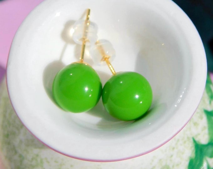 Apple Green Turquoise Studs: Solid 18K Gold, Undyed, Round , Hubei Turquoise, Authentic, AAA+ 9.5mm