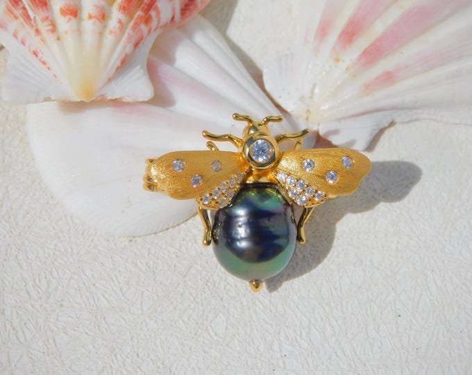 Honey Bee Brooch/Pendant | Gold plated Silver | Ultimate Peacock Circled Tahitian Pearl | Sterling Silver | S925 | 10.5mm | AAA | Pearl Pin