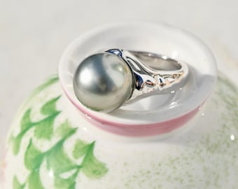 11.6mm Pastel Gray Green Tahitian Pearl Ring: AAA, Round, Size 6 US, White Gold Plated Silver, Heavy Set