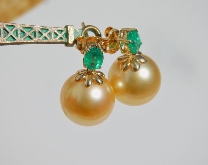 11.9mm Golden South Sea Pearl Natural Emerald Earrings | AAA | Round | Solid 14kt Gold | Golden Pearls | Zambian Emerald | Green | Au585