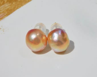 Kasumi-like Pearl Studs | Golden Peach Pistachio | Solid 18K Gold | 8mm * 9.5mm | AAA+ | Freshwater Pearls | Super Metallic | Baroque Pearls