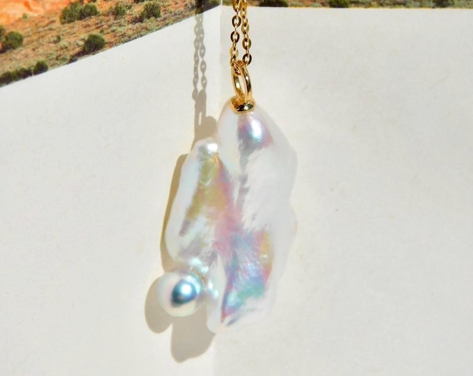 Baroque Freshwater Pearl & Blue Akoya Pearl Pendant: Solid 18K Gold, AAA+, Blue, Rainbow Luster, 22mm*16mm