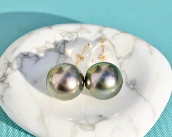 Tahitian Pearl Studs: Sage Green, Solid 18K Gold, AAA, 9.3mm, Black Pearls, Au750