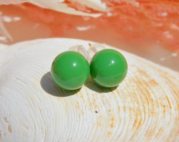 10.2mm Apple Green Turquoise Studs | Undyed | Round | Hubei Turquoise | Solid 18K Gold | Authentic Green Turquoise | AAA+ | Au750 | Studs