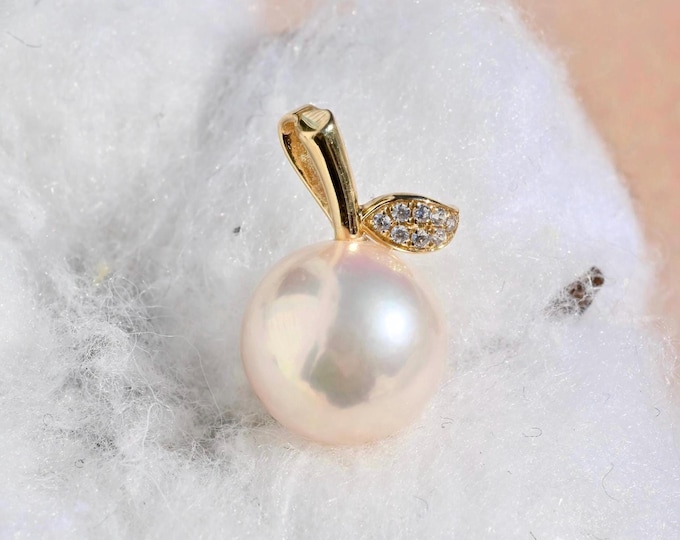 Beige Blush Freshwater Pearl Pendant: Solid 18K Gold, AAA+, Apple Pendant, 11.5mm