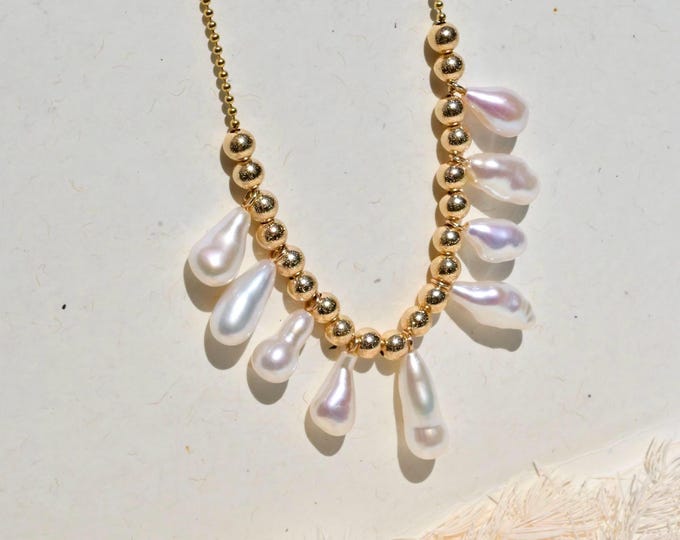 Dangle Pearl necklace: Freshwater Keshi Pearls, Super Luster, Gold Filled Chain, 18.25 Inch